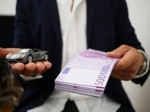 Comment Fonctionne la Simulation de Prêt Auto ?