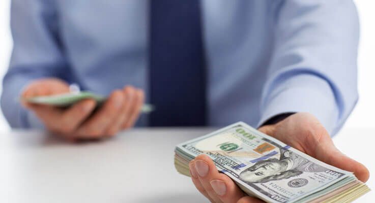 Créditos Rotativos vs. Tarjetas de Crédito – Mira las Diferencias