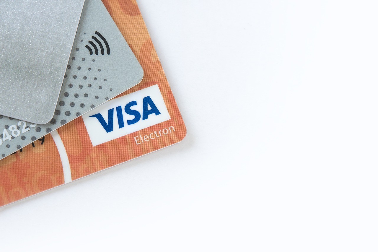CB MNA Visa Credit Card - Is it Good?