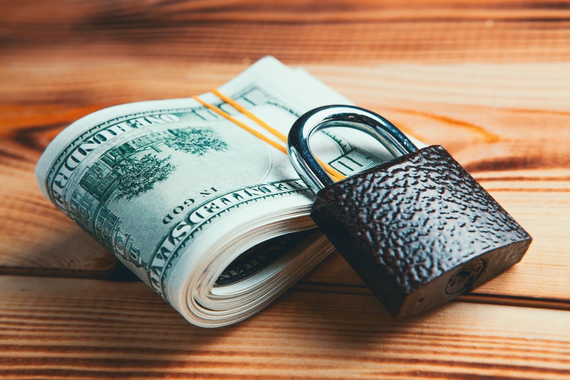 10 Astuces pour Économiser et Toujours Avoir de L'argent sur son Compte Bancaire à la Fin du Mois